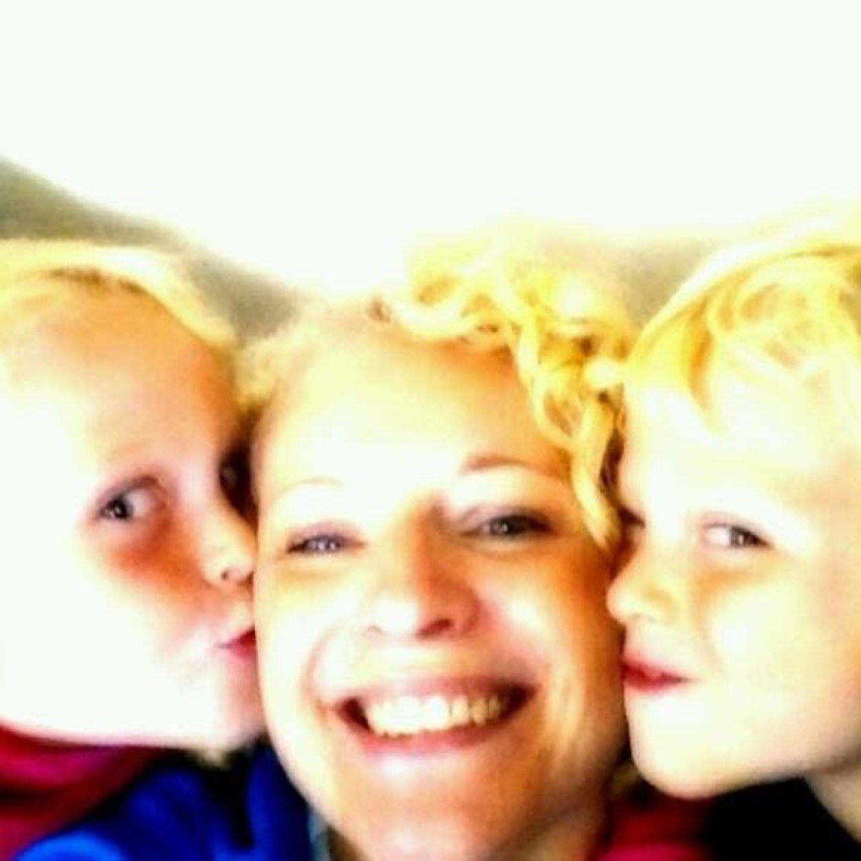 I live in Pontypool, South Wales. Mummy of two. Presenter at #Vitalizeradio. From Forest of Dean originally. work at Coleg Gwent.