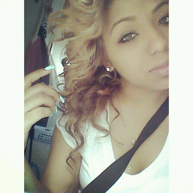 Alot of bitches hate me..  cause alot of people love me ya feel?