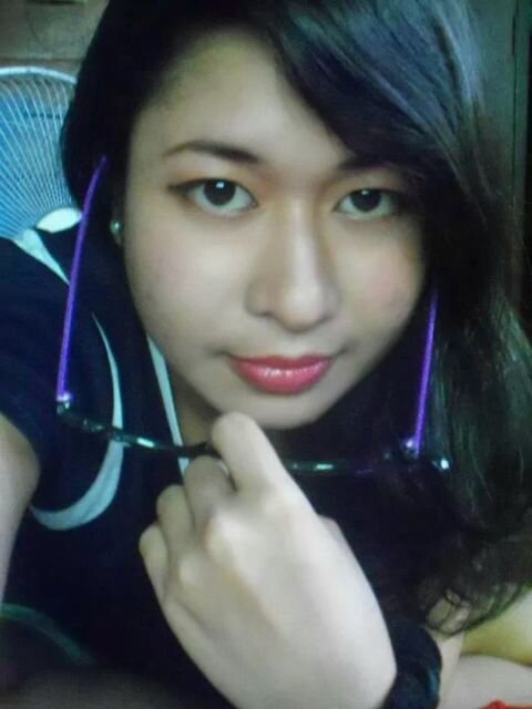 yheL414's profile picture. 