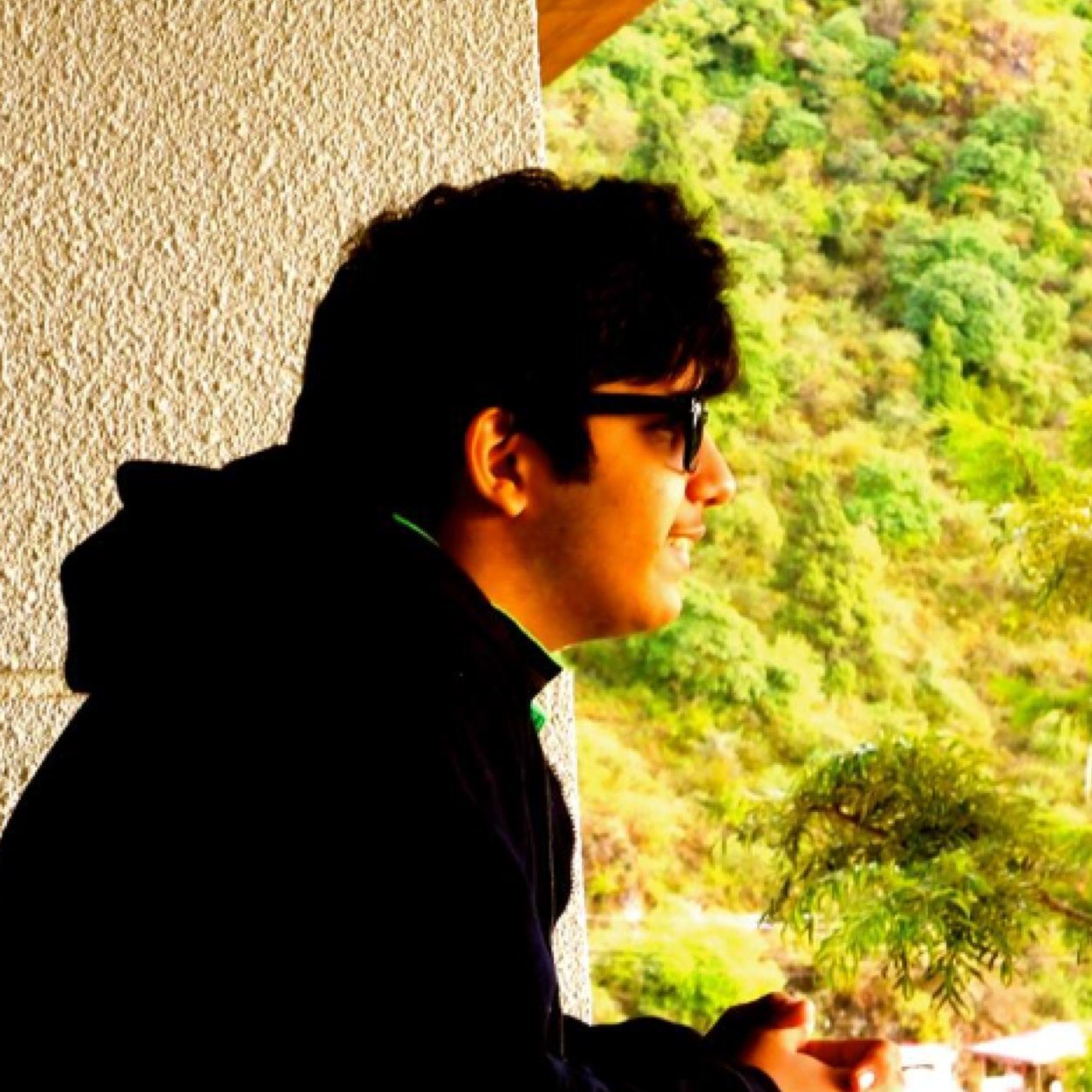 pashangdumps's profile picture. Graphic Designer..Day Dreamer..Creator..