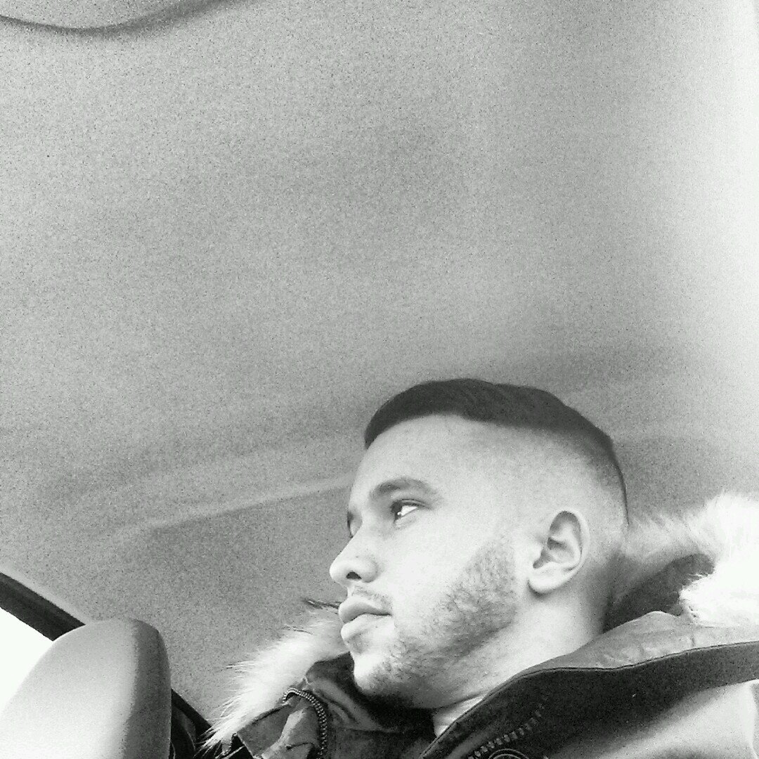 AymsouMazzerati's profile picture. 