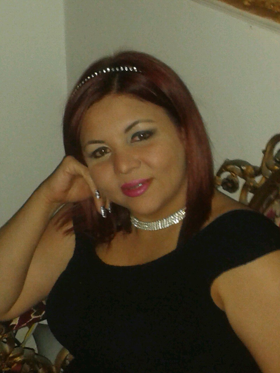 Soñadora, luchadora, apasionada por la psicología ... Convencida que Solo Dios le da sentido a la vida. Nacimos para triunfar.