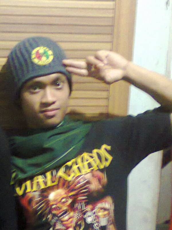 makan gak makan asal ngumpul

#slank