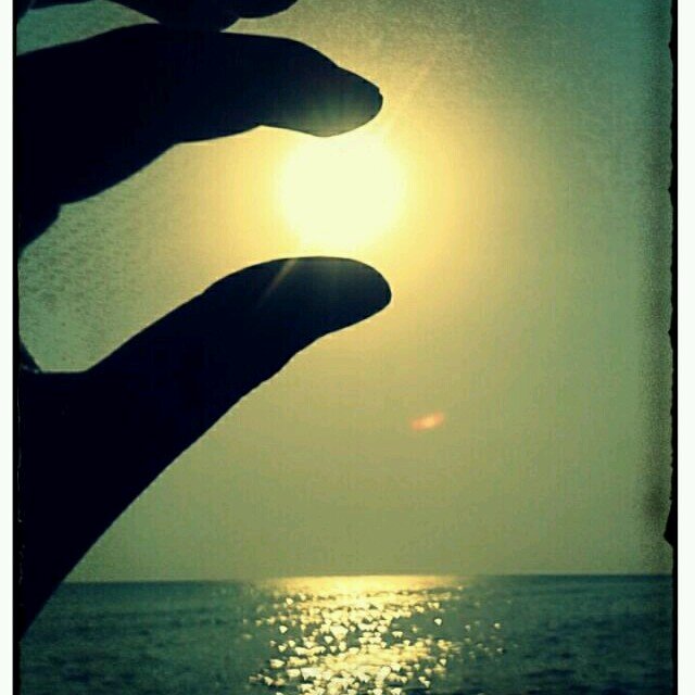 just an ordinary girl.from an ordinary town living extraordinary dream... :-) :-p      hobby #cooking #photography #painting... :-) #followback..