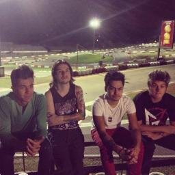 Queremos a Restart en Paraguay.. Un super concierto!! @rockrestart @pelanzarestart @pelurestart @kobarestart @thomasrestart LOS AMAMOS CHICOS.