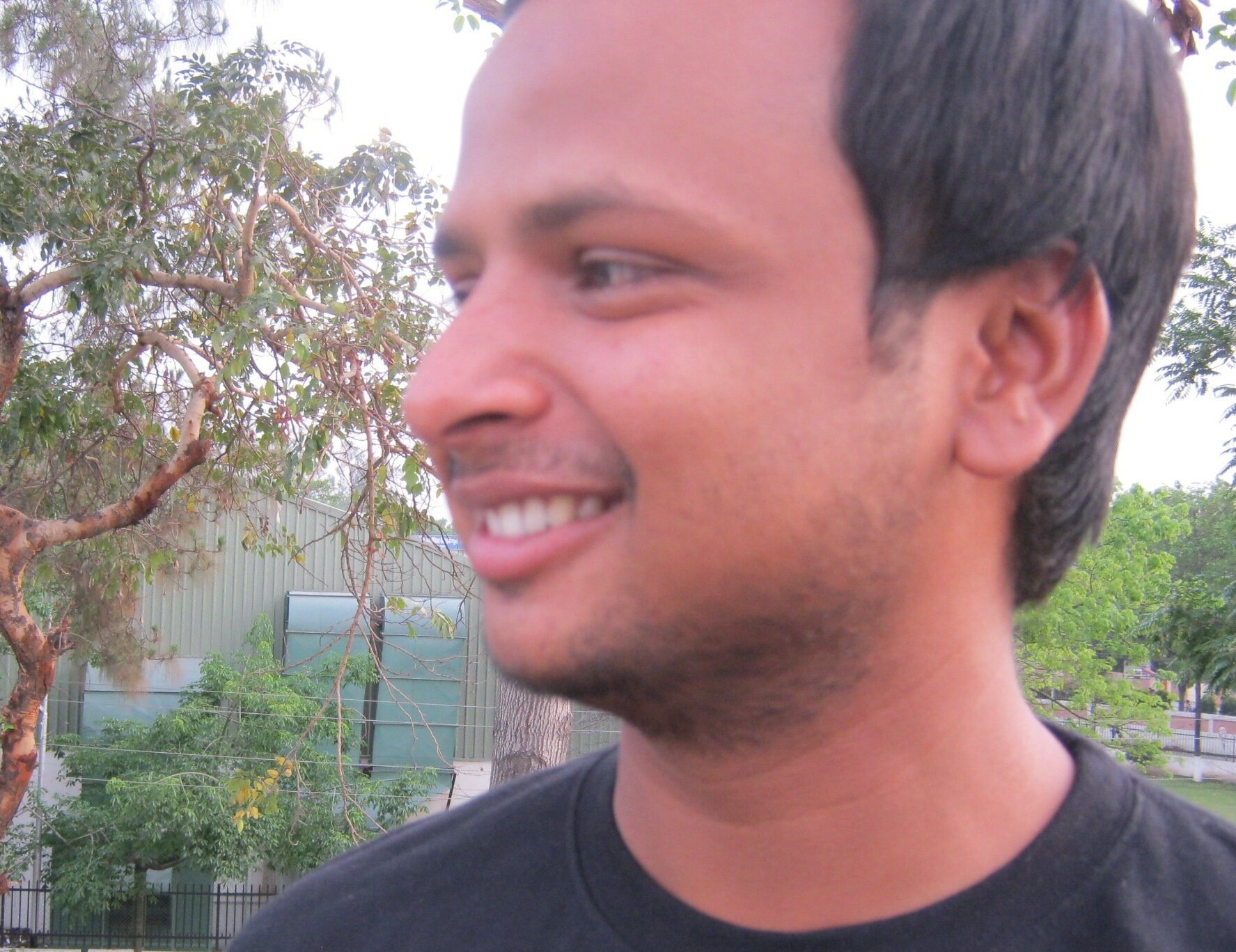 ASHUTOSHJAGANNA's profile picture. incompatible