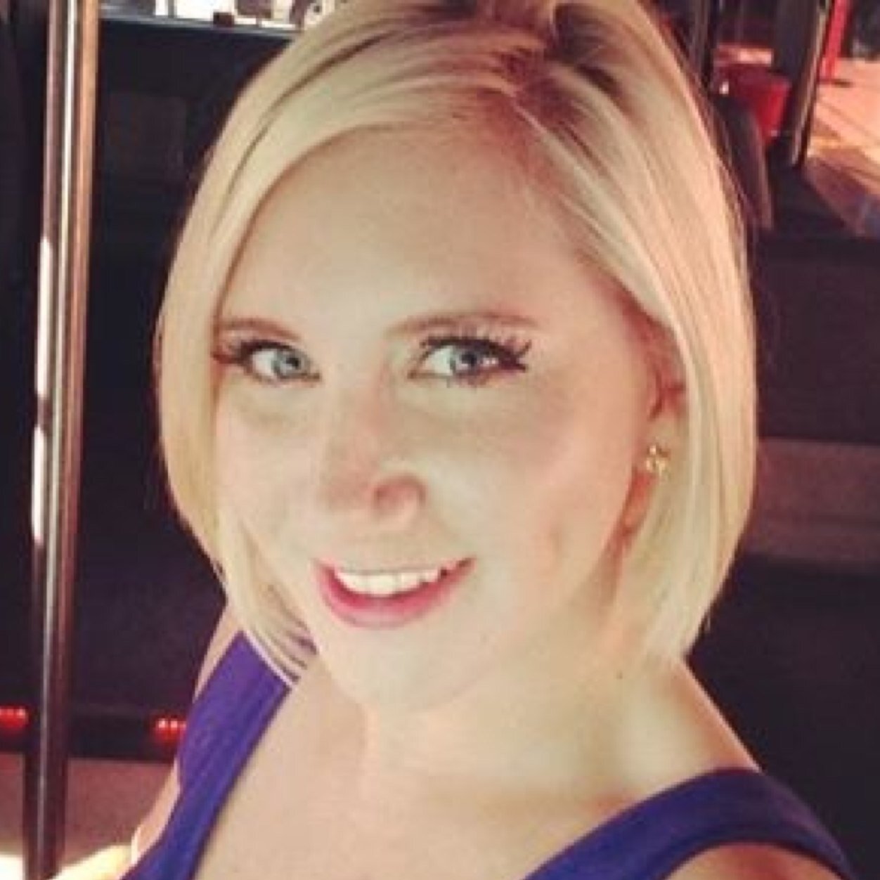 nicole_shook's profile picture. 