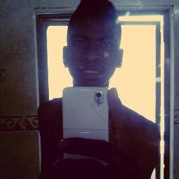 De Un amor.. 
Hay Un regalo..  
De Un regalo Habrá Sonrisa .. :$ :$ ♥ ♥
De Una Sorisa Habrá Felicidad ..  *v* ..!! •..•