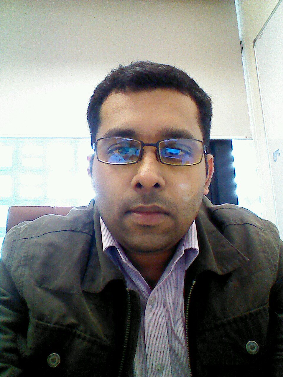 Civil Engineer, Avid gamer, Non-political, Sarcastic, gastronome