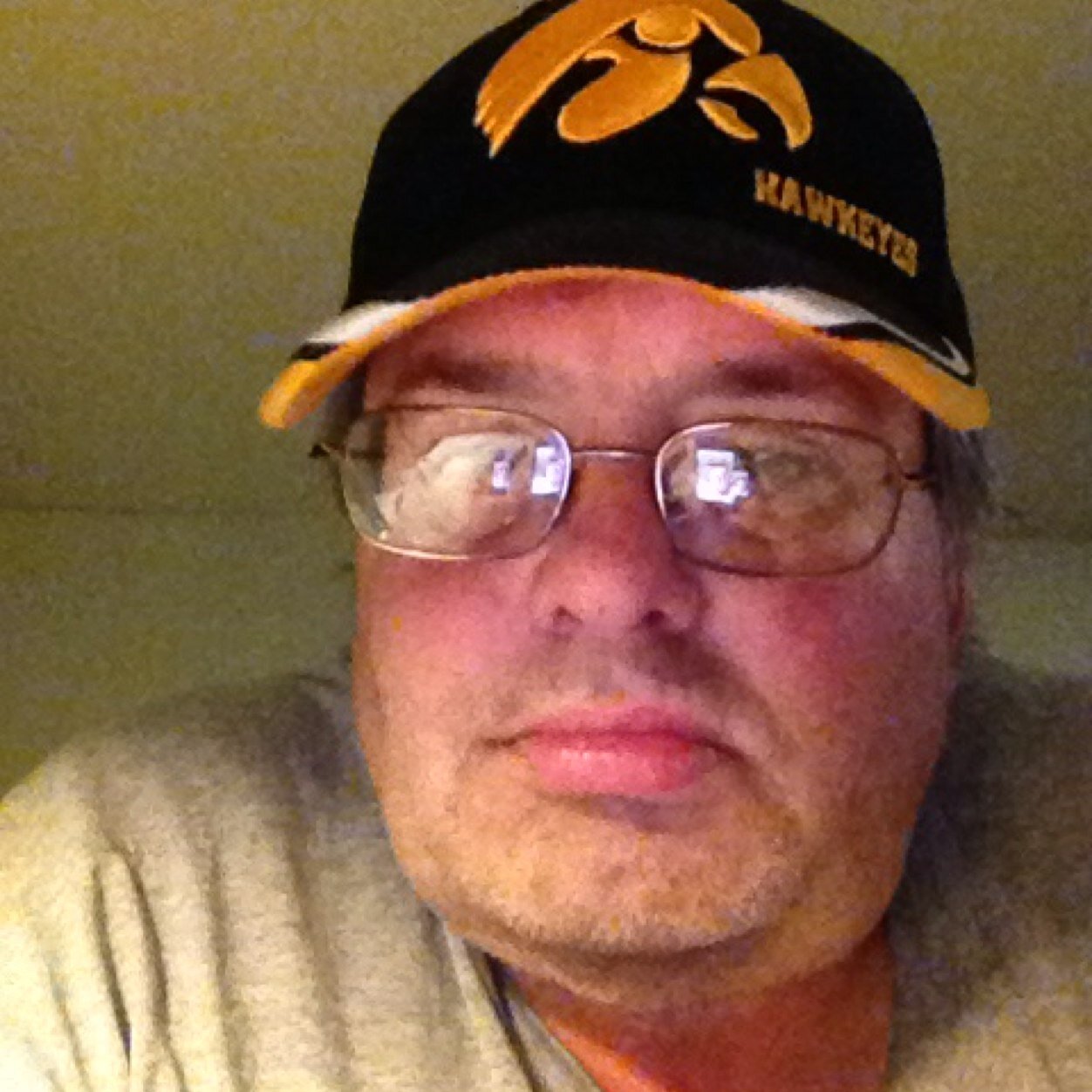 53 male divorced dad of two boys 19 and 17