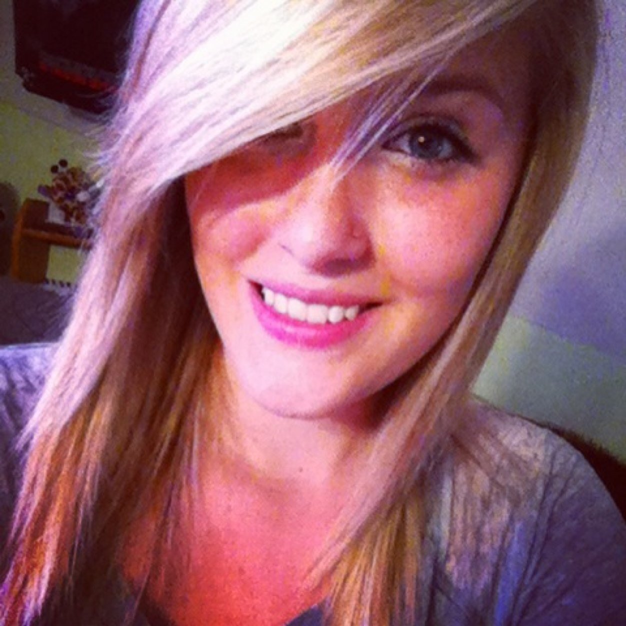 Lindzeekaye's profile picture. If I Ever Die Of A Heart Attack, I Hope It Will Be From Playing My Stereo To Loud. -ed sheeran ❤