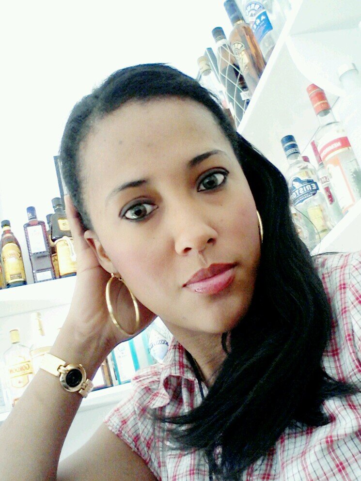 soy una persona cortes no voy con el abuso  trabajo para no pedirme a anadie