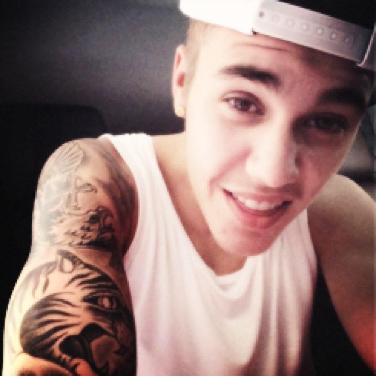Reckless_Bieber's profile picture. believe