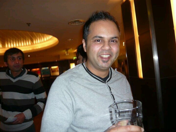 vmistry77's profile picture. 