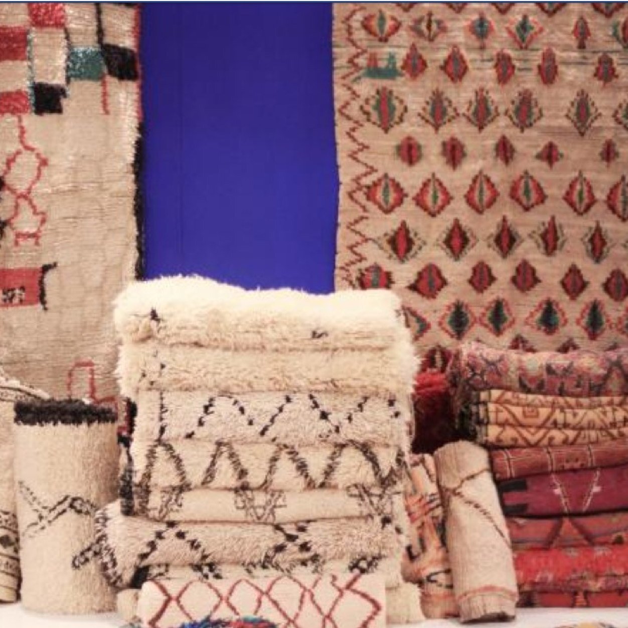 We specialise in Moroccan berber carpet we have a selection of some of well name vintage rugs, Beni Ourain, Azilal, and many more, we ship all over the world, v