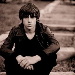 Toutes les news et diverses informations à connaître de Jake Bugg. 
Passionnés de @JakeBugg