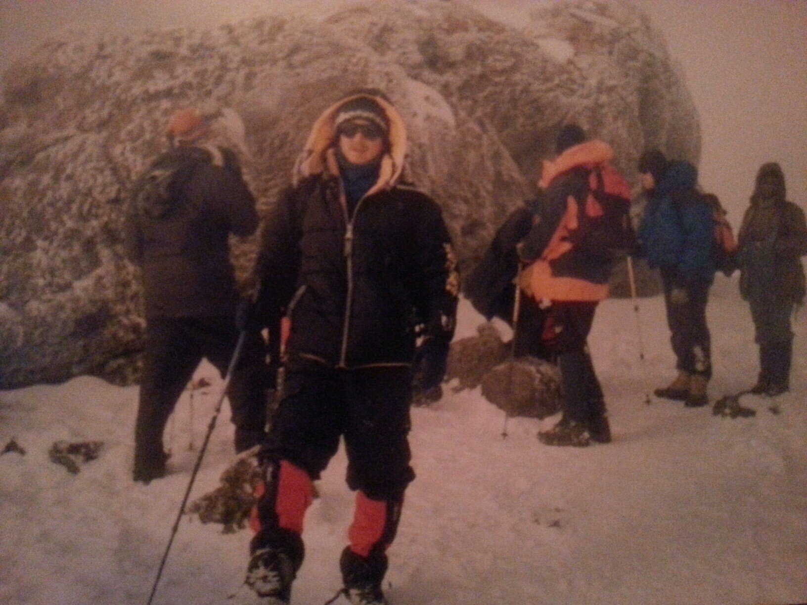 100 challenges x 100 charities x £1000. I'd love support Text BLAY69 plus amount to 70070 to sponsor please. Thank you.