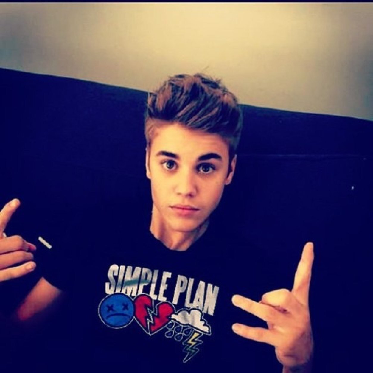 i like it when he smile #BELIEVE