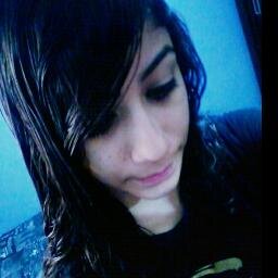 18 anos, I love music ♫... KKK'
FOLLOW-ME.   =D
sigo todos de volta. ^^