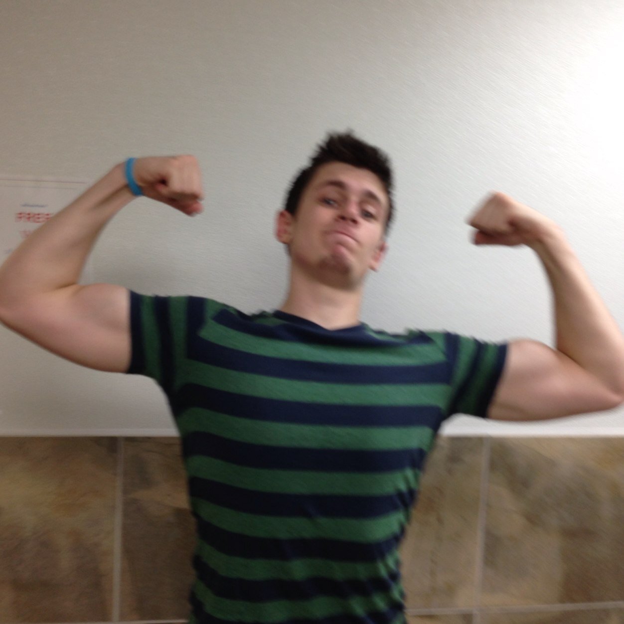 The_EofA's profile picture. EofA = Embodiment of Awesomeness.
I'm here to share my humorous perspective on life, as it happens. Only fun, only laughs, only... Awesomeness.