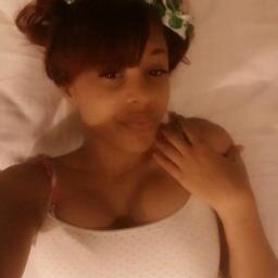 Yup Talking bout TINYY NICOLE , Whittney Zackery . Short red Yup that's her! No body likes you