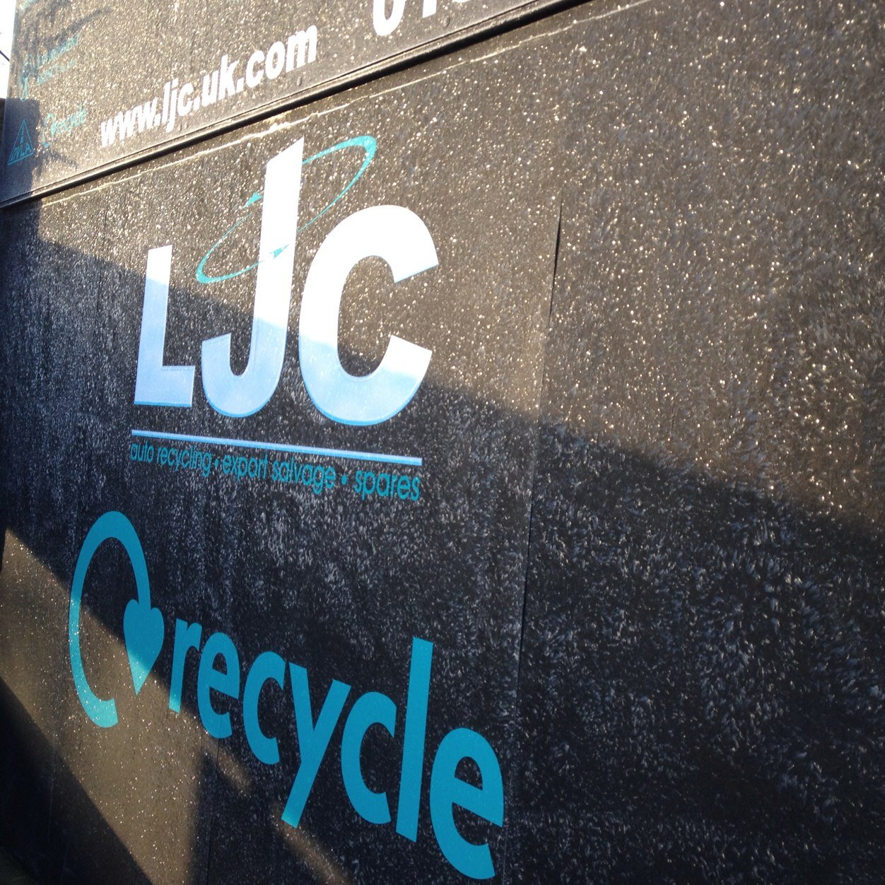 LJC Autorecycling deals with insurance and accident management companies, fleet and hire companies, in collection,storage and resale of their damaged salvage