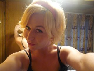 melissabecka's profile picture. I'm a 20 yr old office ass. I love to take pics....