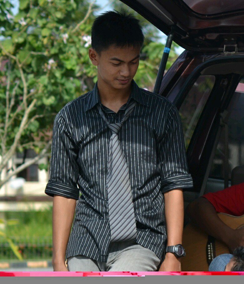 PIN :  748FC8A3 • MADRIDISTA | Paskibraka Provinsi KALTIM 2012 | GKB 2013 | Member of CC LANTAS | Basketball Player | Goal Keeper of SMANSA | Leader of MPK |