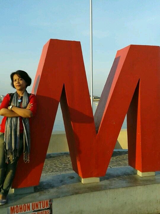 PutriLeo81's profile picture. 