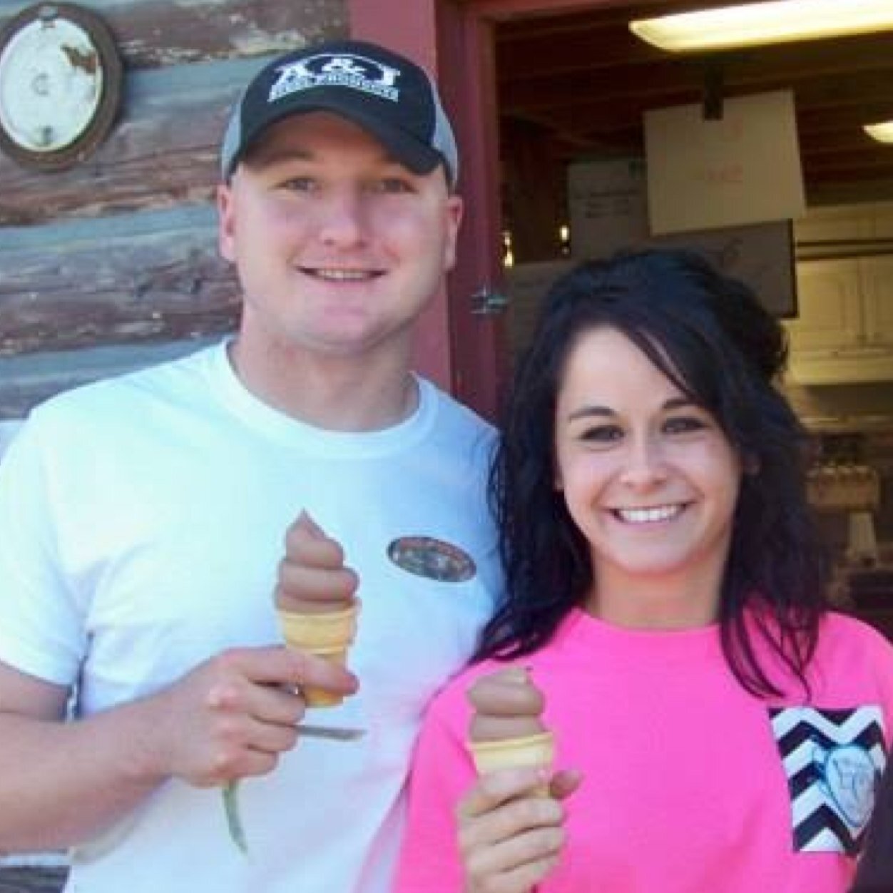 #CassieIrene **#fiancee of Kyle Stephenson** #BravesFan #RollTideRoll(: #21yearsold #HalfMyHeartIsDeployed.