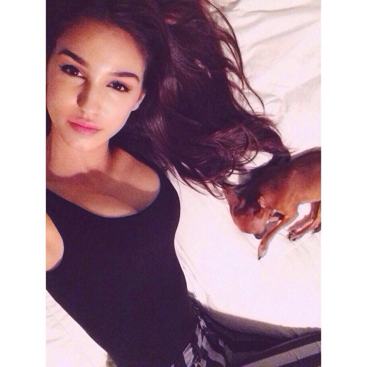 Hi stalker. Kik: Tala6__!xo