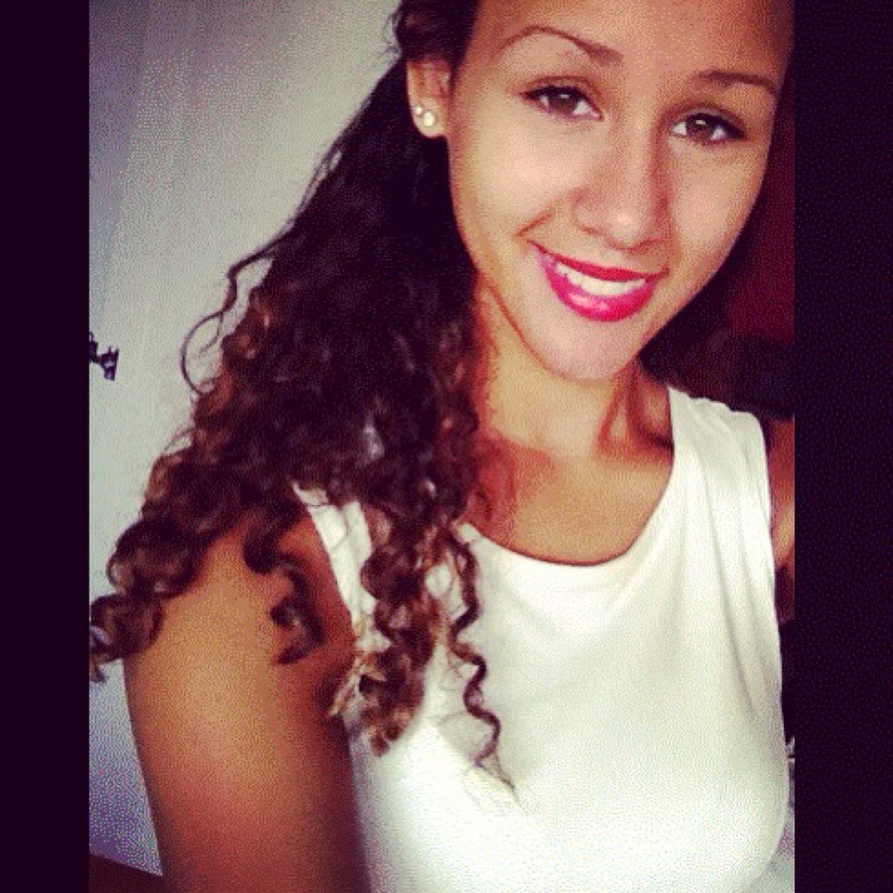 kaya1704's profile picture. 