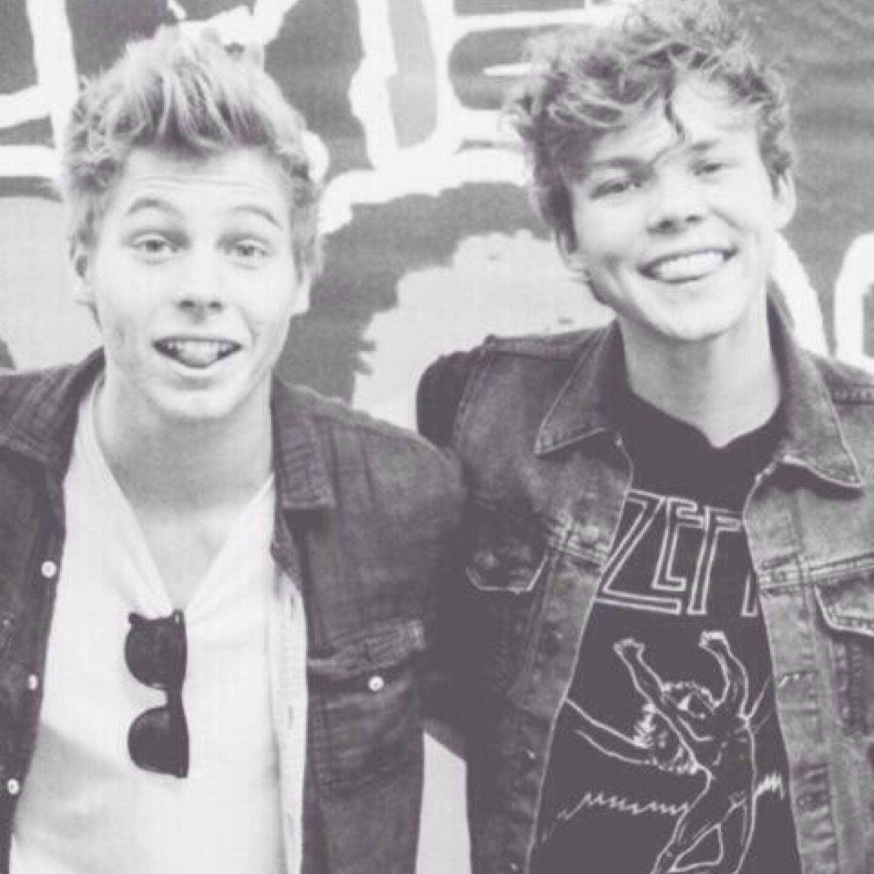 FOLLOW @all0rnothing BC FREE FOLLOW ILY