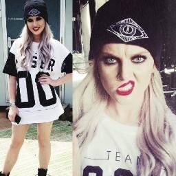 Muitos Fandom's mistirados em um só. Directioner, Shadowhunter, Smiler, Lovatic, Mixer. Since: 10/03/2013 Directioner