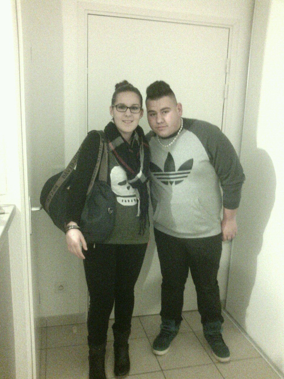 Bienvenue sur ma pageTwitter.  #TeamLyonnais  #TeamChicha  #TeamFoot  Origine: Français & Espagnol