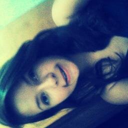 Se você fosse uma bebida eu repetiria a dose, se você fosse uma droga eu entraria em overdose ✌