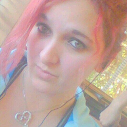 Little___Red___'s profile picture. 