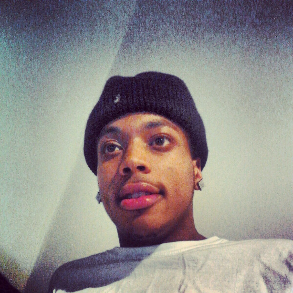 out here doing my thang tryna make a killing