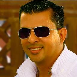 FICSONDER SANCLEMENTE; El cantante.
Artista Colombiano de Salsa Romántica.
Voy a seguir
MANAGER: Mary Luz Espinal: 320 642 28 87
