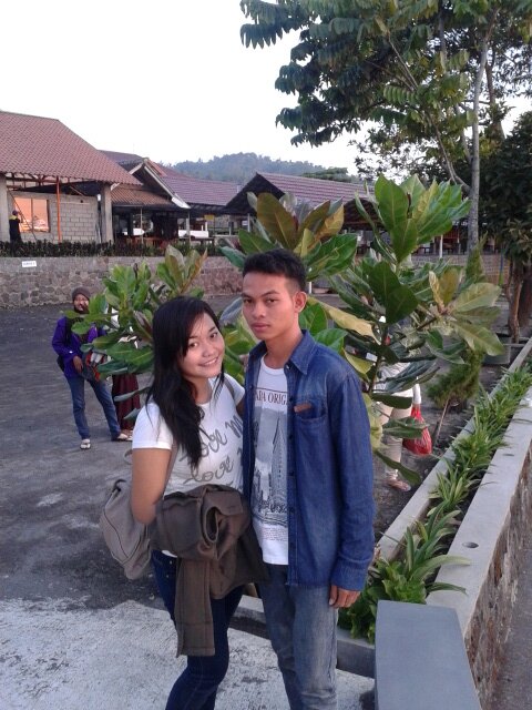 RudiOthan's profile picture. cinta ga perlu di cari bila sudah tiba waktunya pasti akan datang dengan sendirinya #bener_gak_cuy