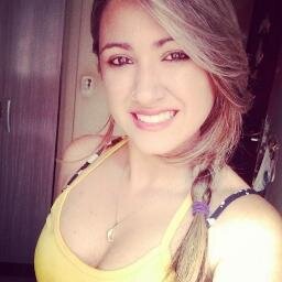 Fala para tua tristeza que Deus ama teu Sorriso! /  @santosfc ♥