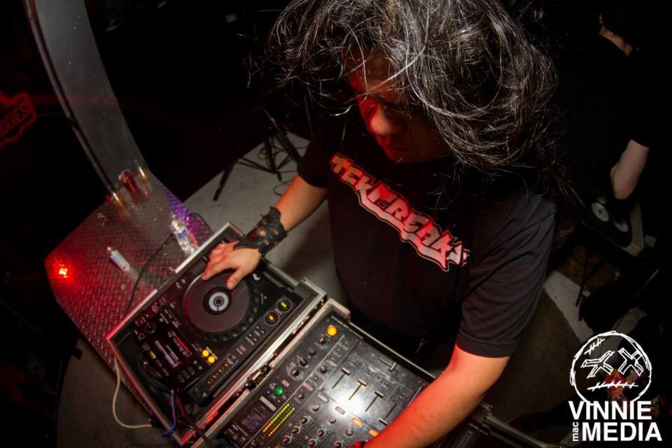 For booking worldwide and in the U.S. contact: https://t.co/GRmNhD9kcM & for remixes contact me directly: cosmicselector@gmail.com