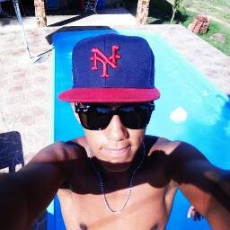 Deus leve o que for preciso e traga o que for necessário.