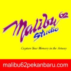Sudirman City Square, E 11-12
 Pekanbaru
 (0761) 7891199,7667662
 Tags : pekanbaru , studio foto , foto keluarga , foto wisuda , cetak , bingkai.