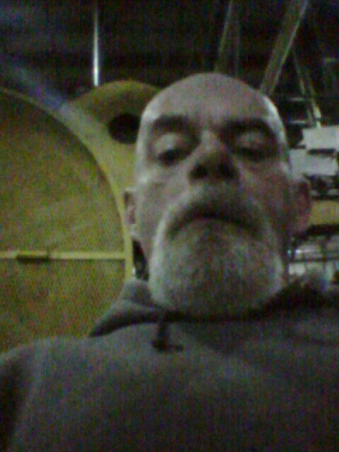 Staunch Progressive, Husband, step-father of 5, Maintenance Technician for RR Donnelly, Dedicated to ousting the worshipers of Reagan's rotting corpse.