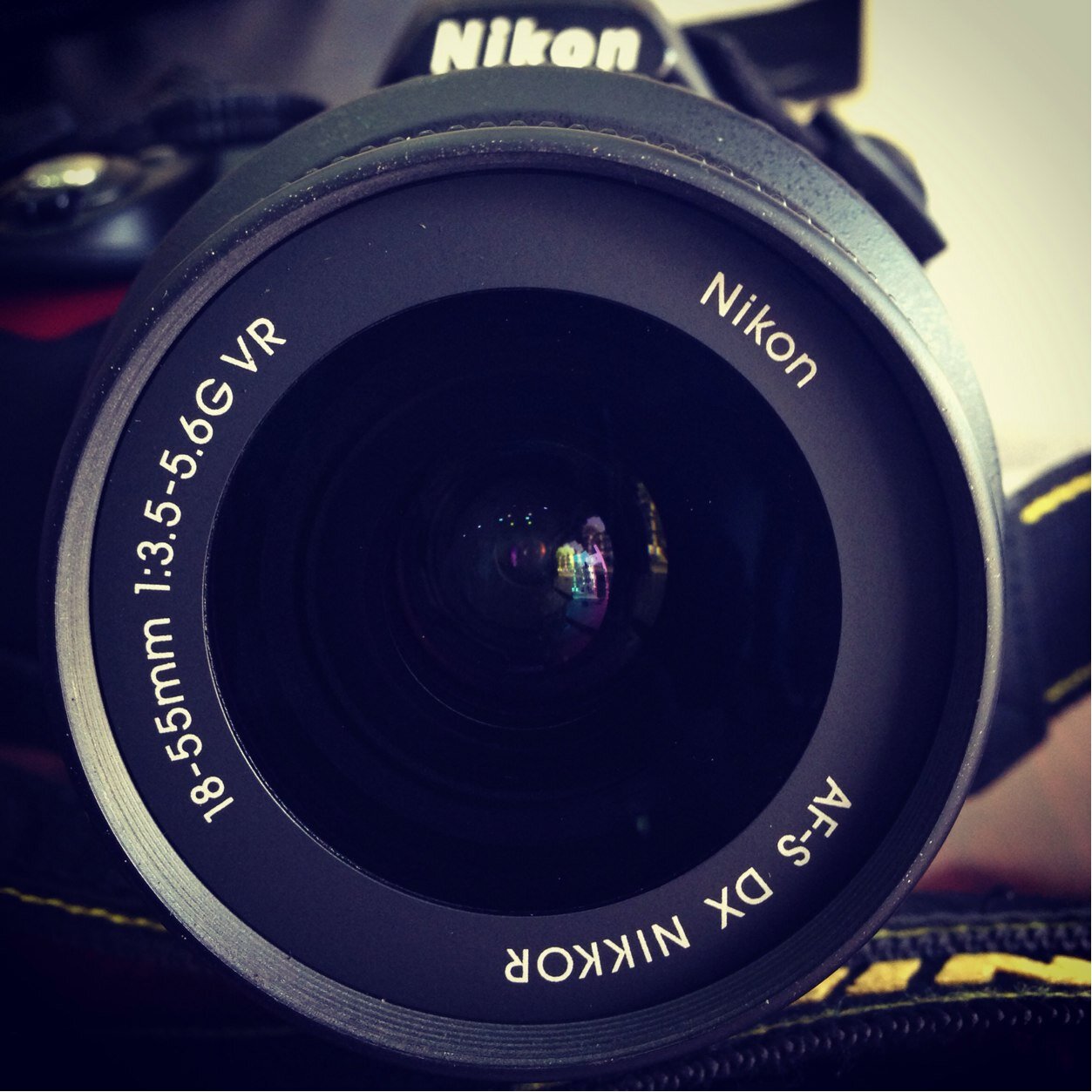 Photographers. We shoot all kind of events, portfolios, bridal, indoor/outdoor, wedding, pre-wedding, fashion, industrial. http://t.co/I4v1dsoijn