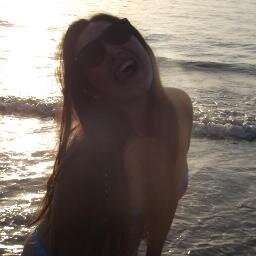 Hey! chilena-15-girl- BELIEBER3 
Love justin, forever by your side.