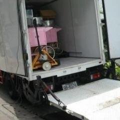 บริการรับขนย้าย ห้องเช่า บ้าน คอนโด สำนักงานฯ พร้อมคนยกของ ราคาถูก โทรเลย 081-247-0323