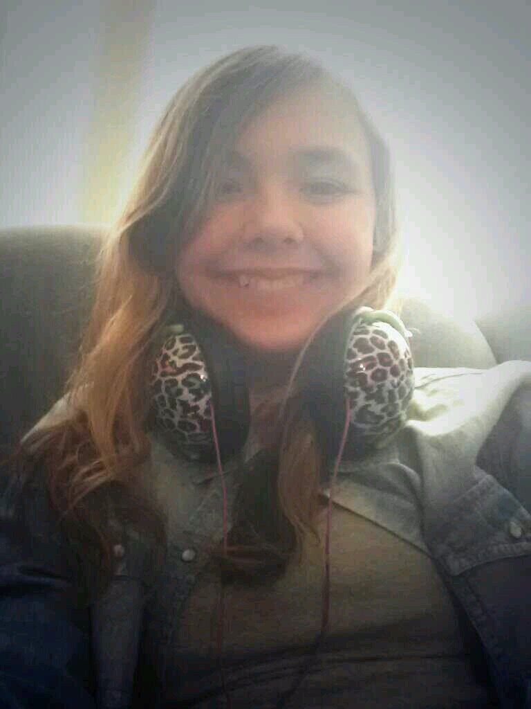 TAG (Talented and gifted program) student / 13 / superwholockstuck / taking 10th grade classes but am in the 8th grade / singer / artist / pianist / actress