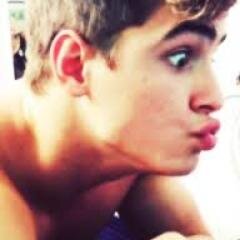 doidaporfly's profile picture. Meninos que voam minha paixao 33